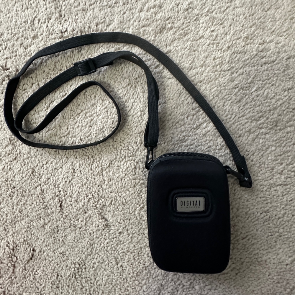 Digital Concepts black hard shell wd camera case